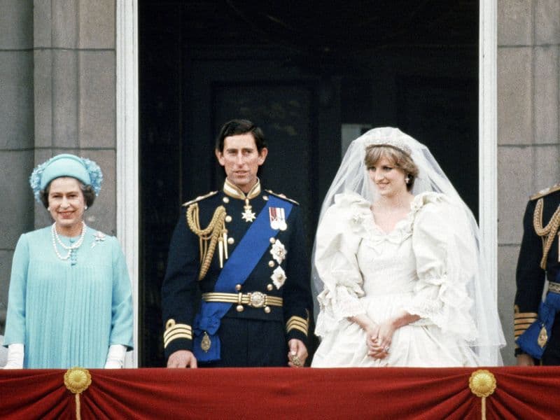 Prinses Diana, prins Charles, koningin Elizabeth II en prins Phillip