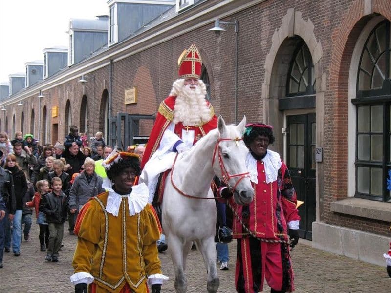Sinterklaas met Zwarte Pieten
