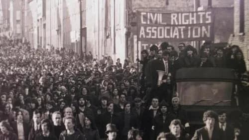 Bloody Sunday 1972: vreedzame, maar door de Britten verboden demonstratie voor de burgerrechten in het Noord-Ierse Derry
