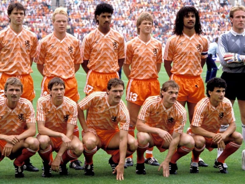 De spelers die aan de finale begonnen: Marco van Basten, Ronald Koeman, Frank Rijkaard, Erwin Koeman, Ruud Gullit, Hans van Breukelen, Adri van Tiggelen, Arnold Mühren, Berry van Aerle, Jan Wouters en Gerald Vanenburg