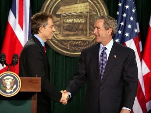 Bush en Blair in Camp David ter voorbereiding van de inval in Irak maart 2003