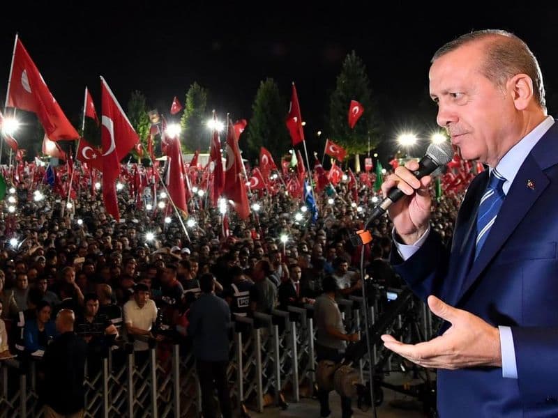 Erdogan spreekt Turkse volk toe