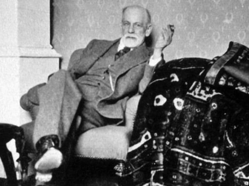Freud in zijn werkkamer
