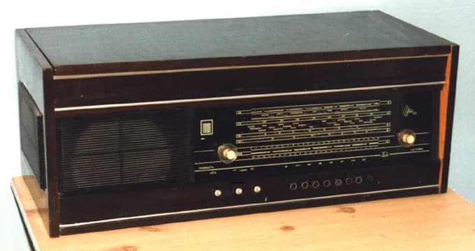 Radio (1969)