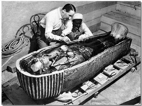 Howard Carter en de sarcofaag van Toetanchamon