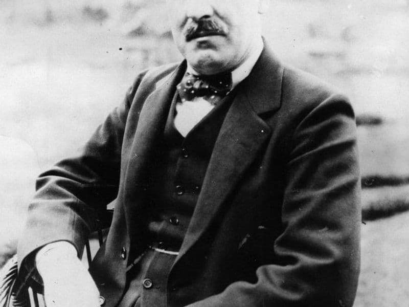 Howard Carter